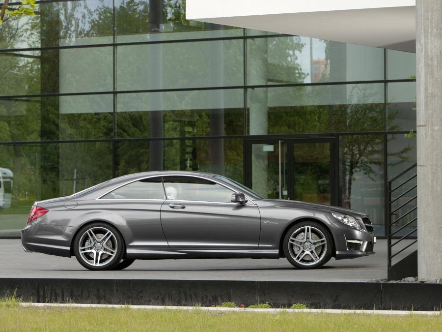  Mercedes-Benz CL63 AMG 2010 года  (фото 23 из 45)